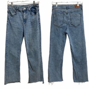 Zara High Rise Light Flare Blue Jeans Women's Size 2-4 Mid Wash Raw Hem